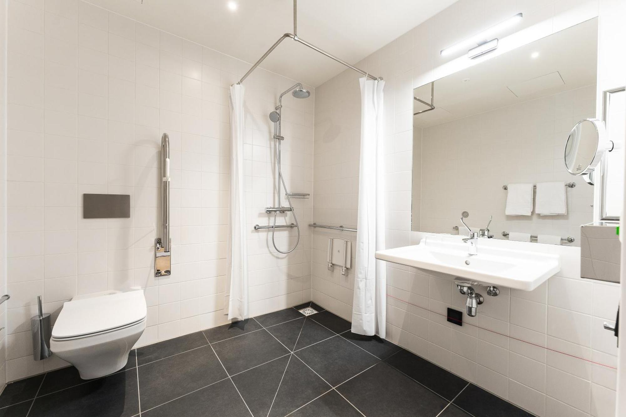 Intercityhotel Lejda Zewnętrze zdjęcie
